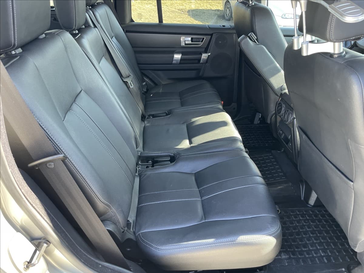 2014 Land Rover Discovery - 11