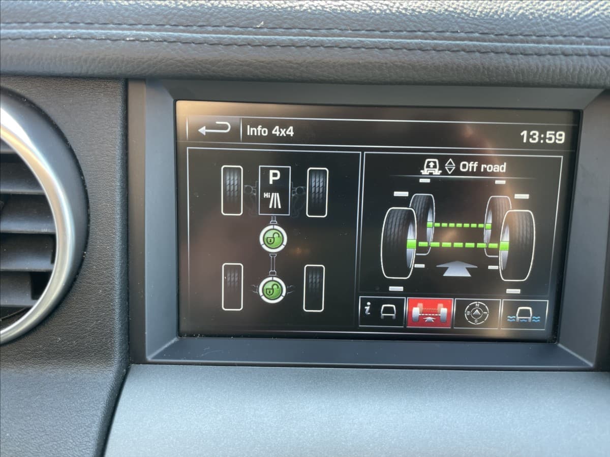 2014 Land Rover Discovery - 17