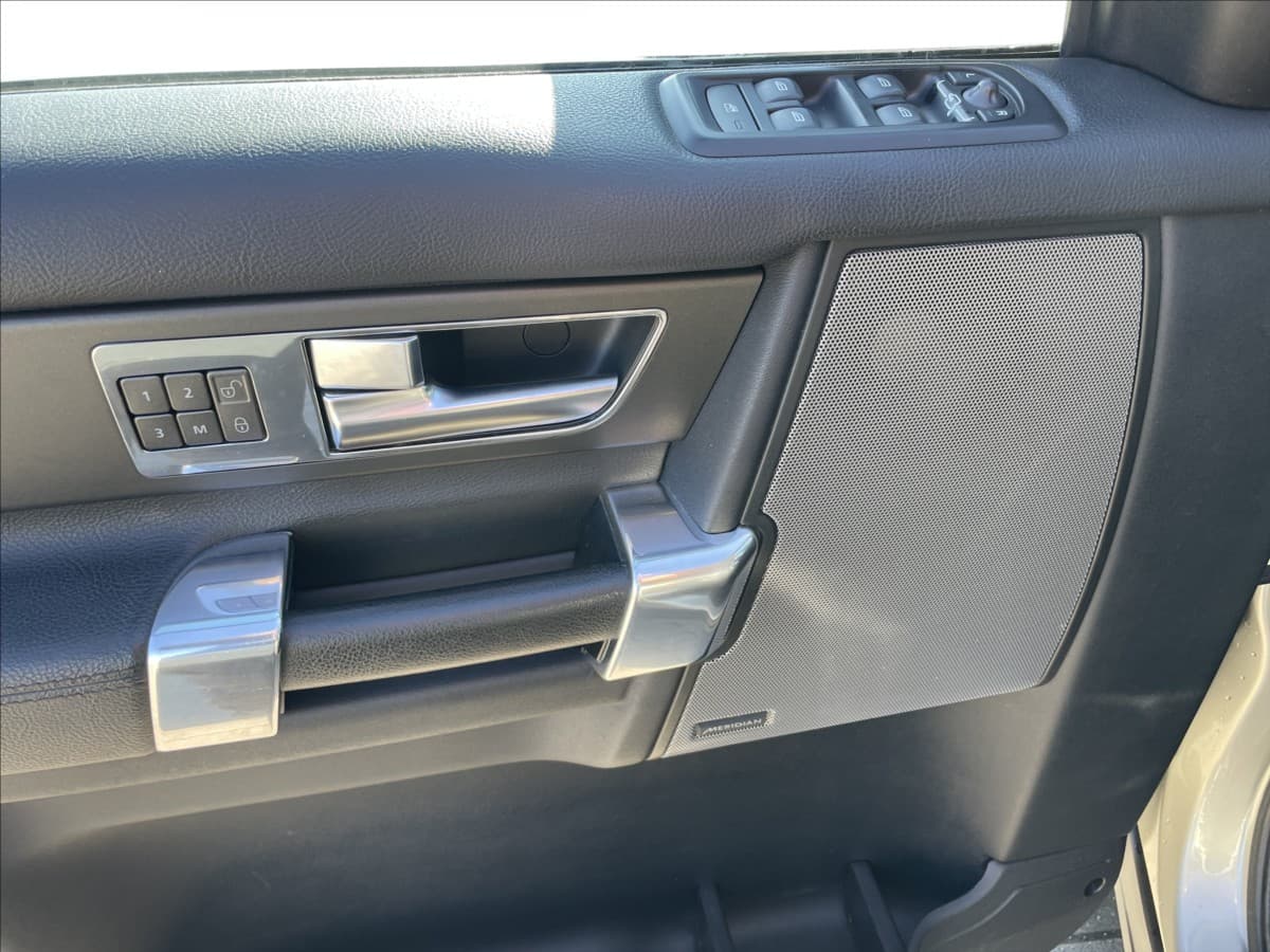 2014 Land Rover Discovery - 19