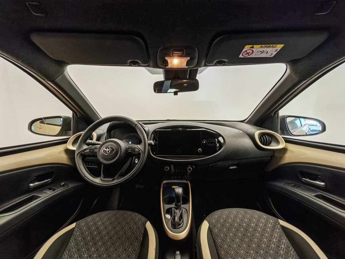2025 Toyota Aygo - 11
