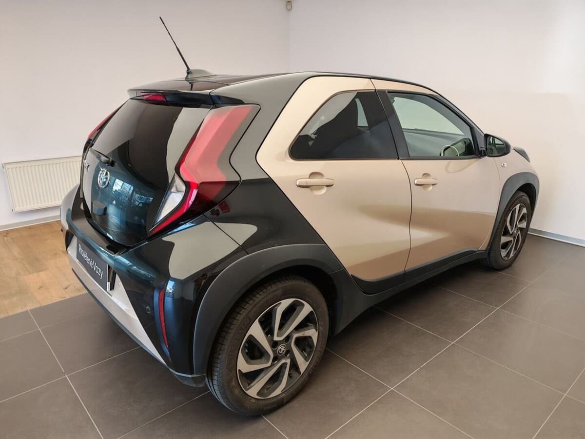 2025 Toyota Aygo - 4