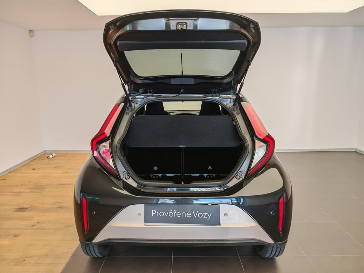 2025 Toyota Aygo - 7