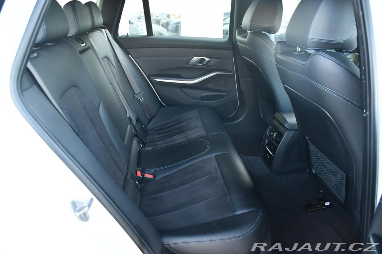 2023 BMW 3-Series - 16