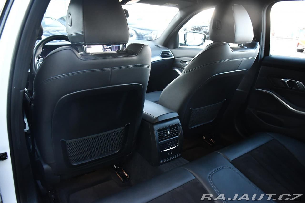 2023 BMW 3-Series - 18