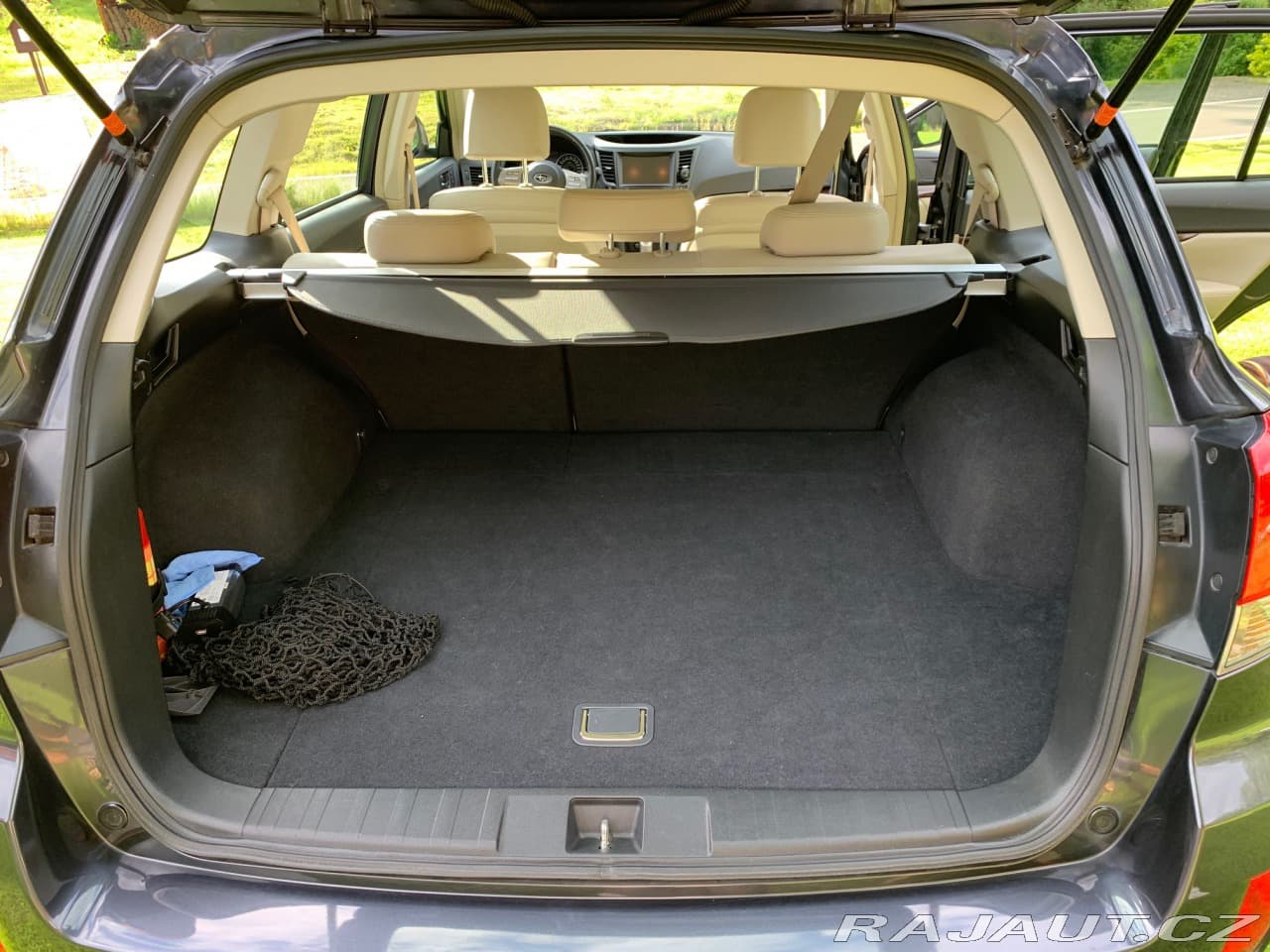 2013 Subaru Outback - 14