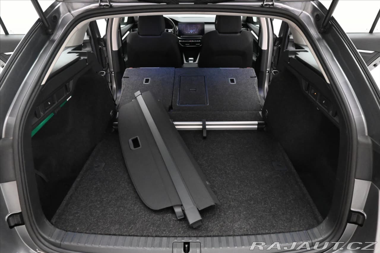 2023 Škoda Octavia - 11