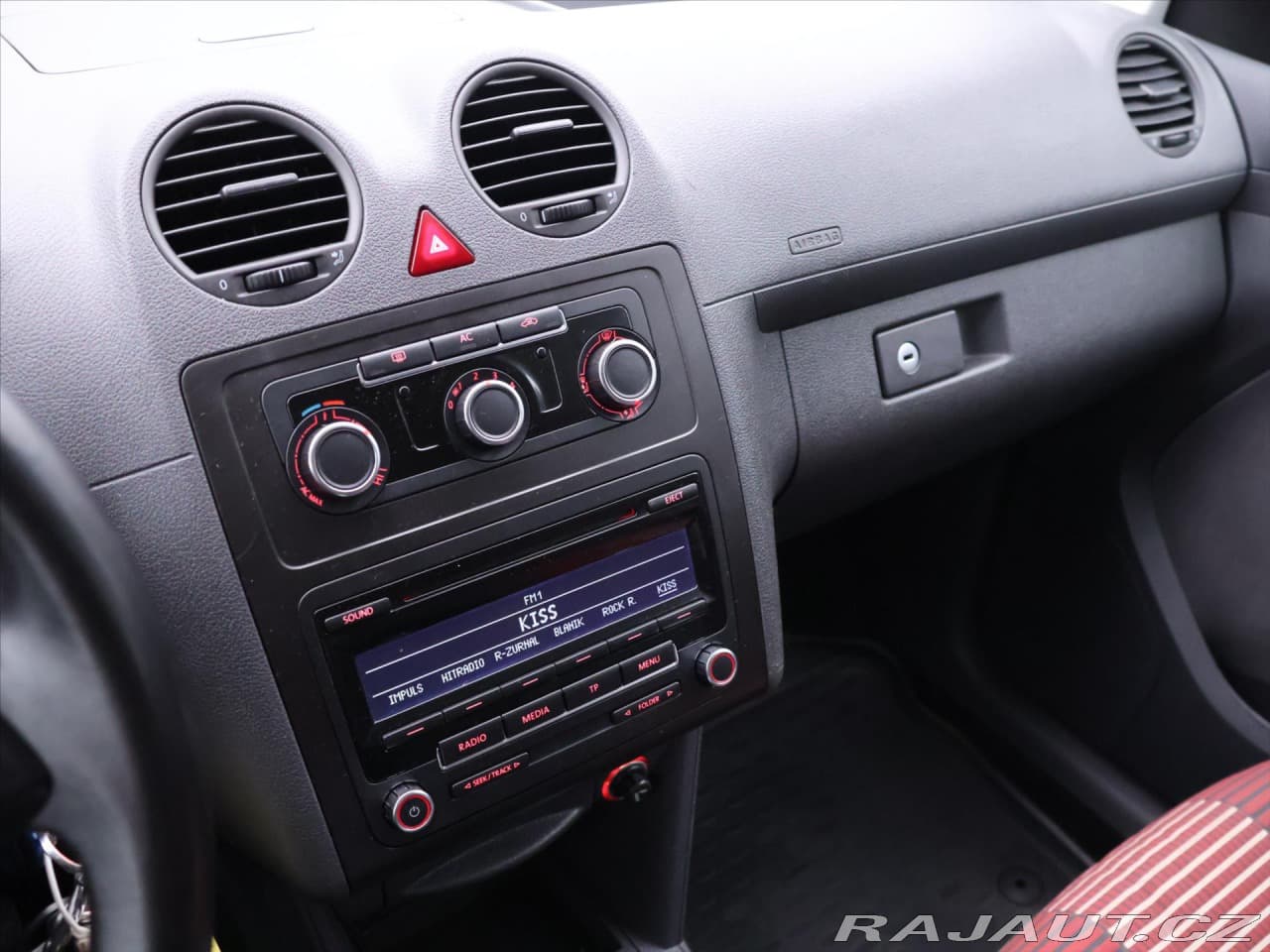 2011 Volkswagen Caddy - 17