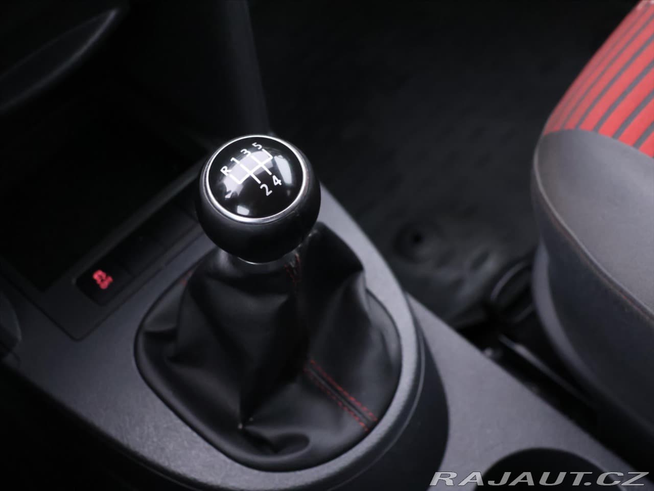 2011 Volkswagen Caddy - 20