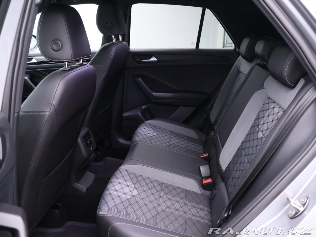 2022 Volkswagen T-Roc - 16