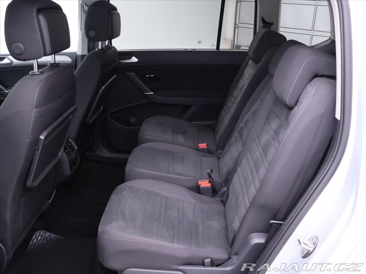 2020 Volkswagen Touran - 15