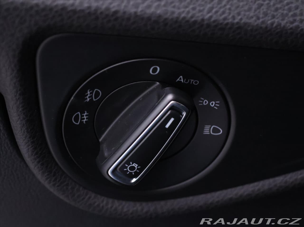 2020 Volkswagen Touran - 17