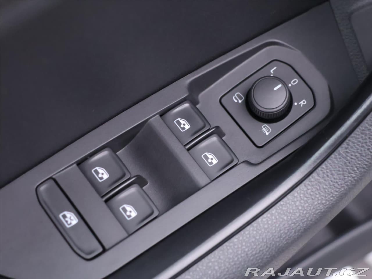 2022 Škoda Karoq - 17