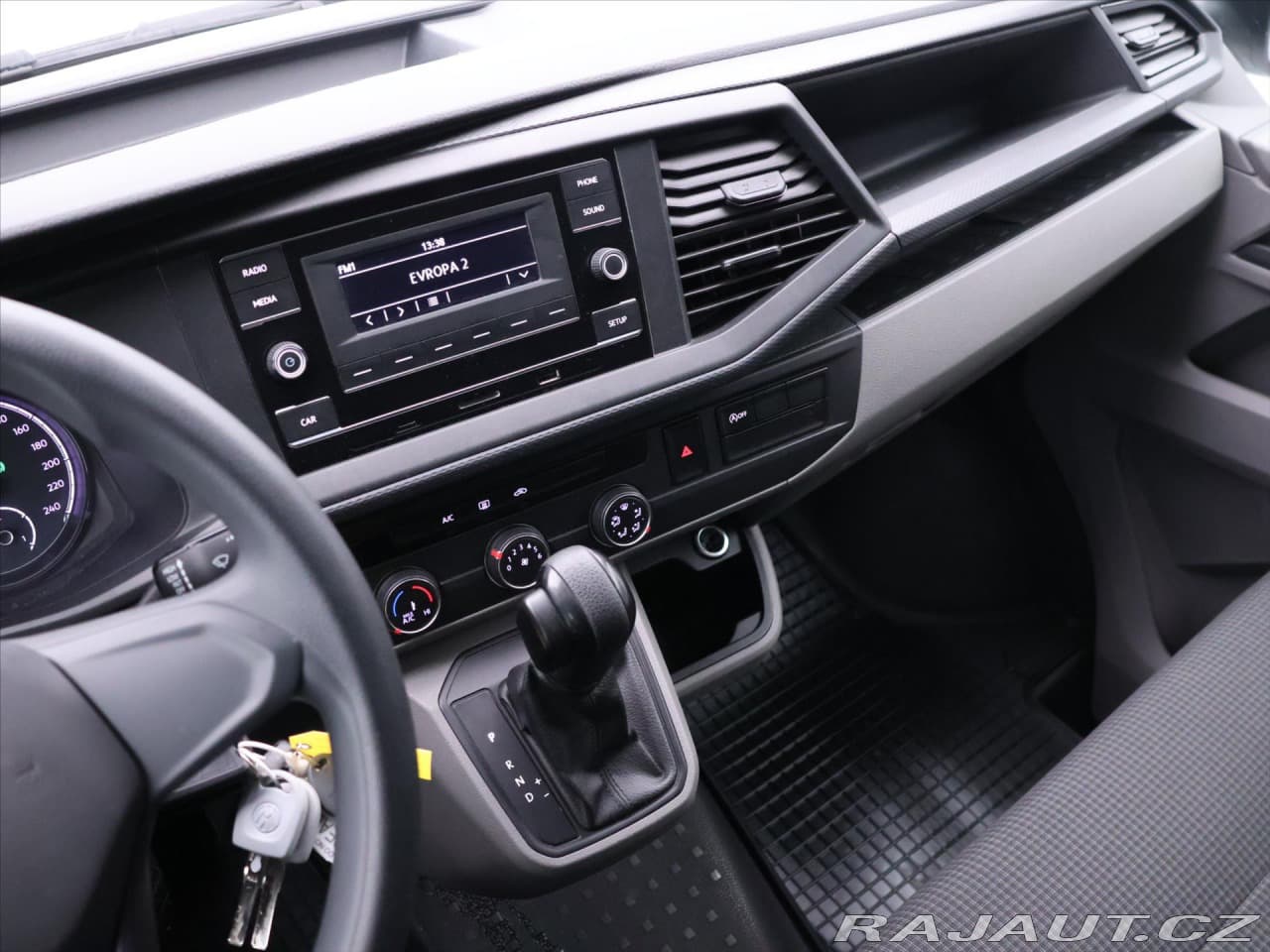 2022 Volkswagen Transporter - 20