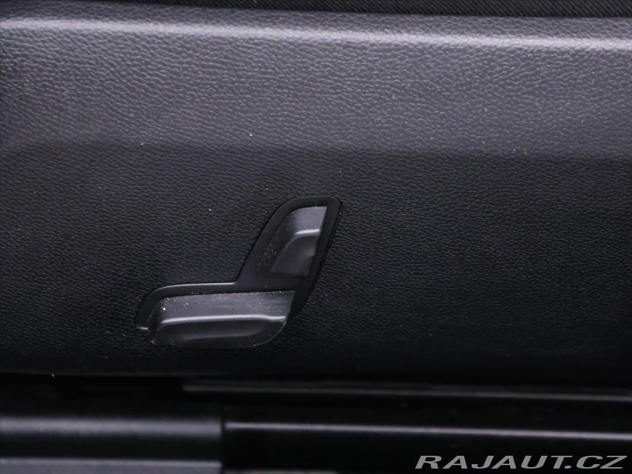 2009 Mercedes-Benz E-Class - 17