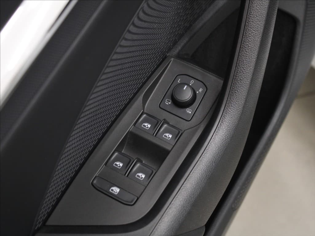 2022 Škoda Octavia - 19