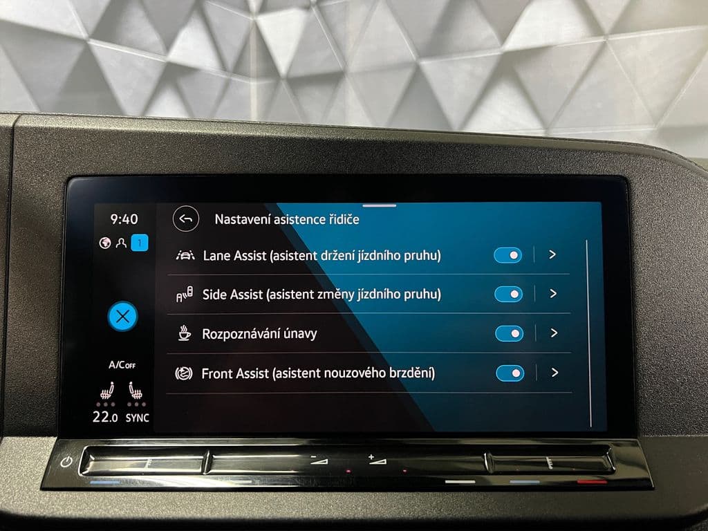 2024 Volkswagen Caddy - 16