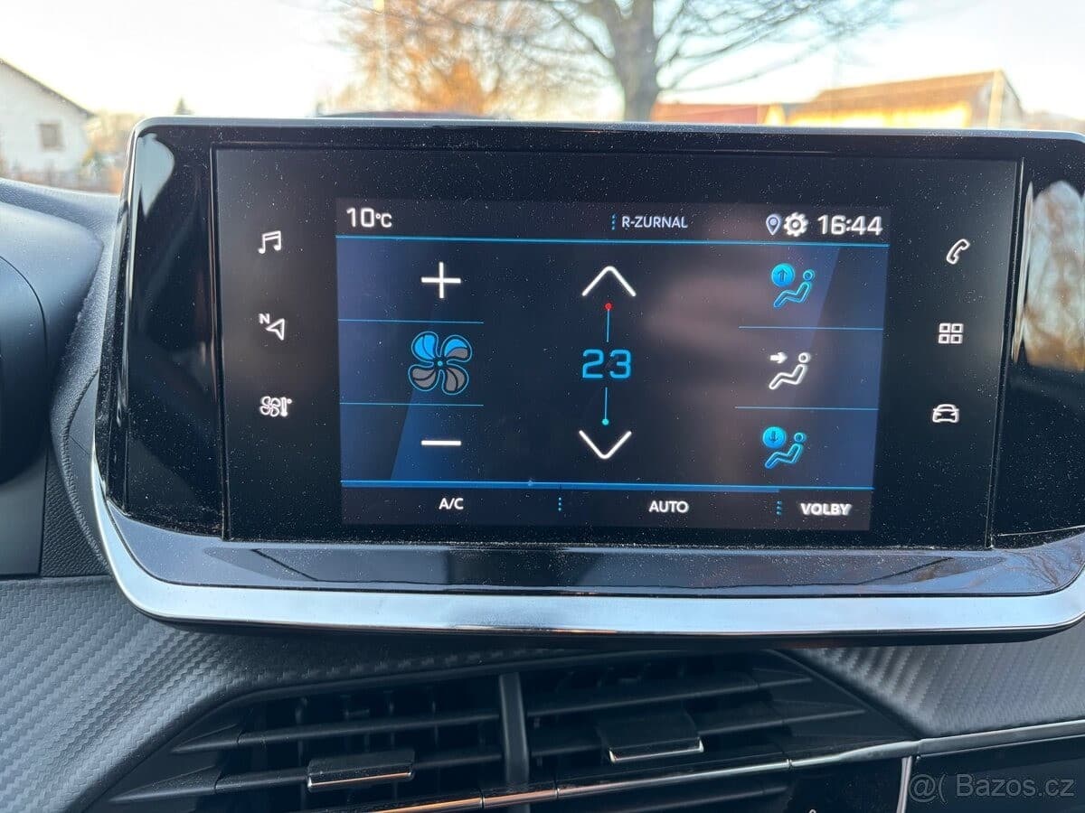 2021 Peugeot 2008 - 11