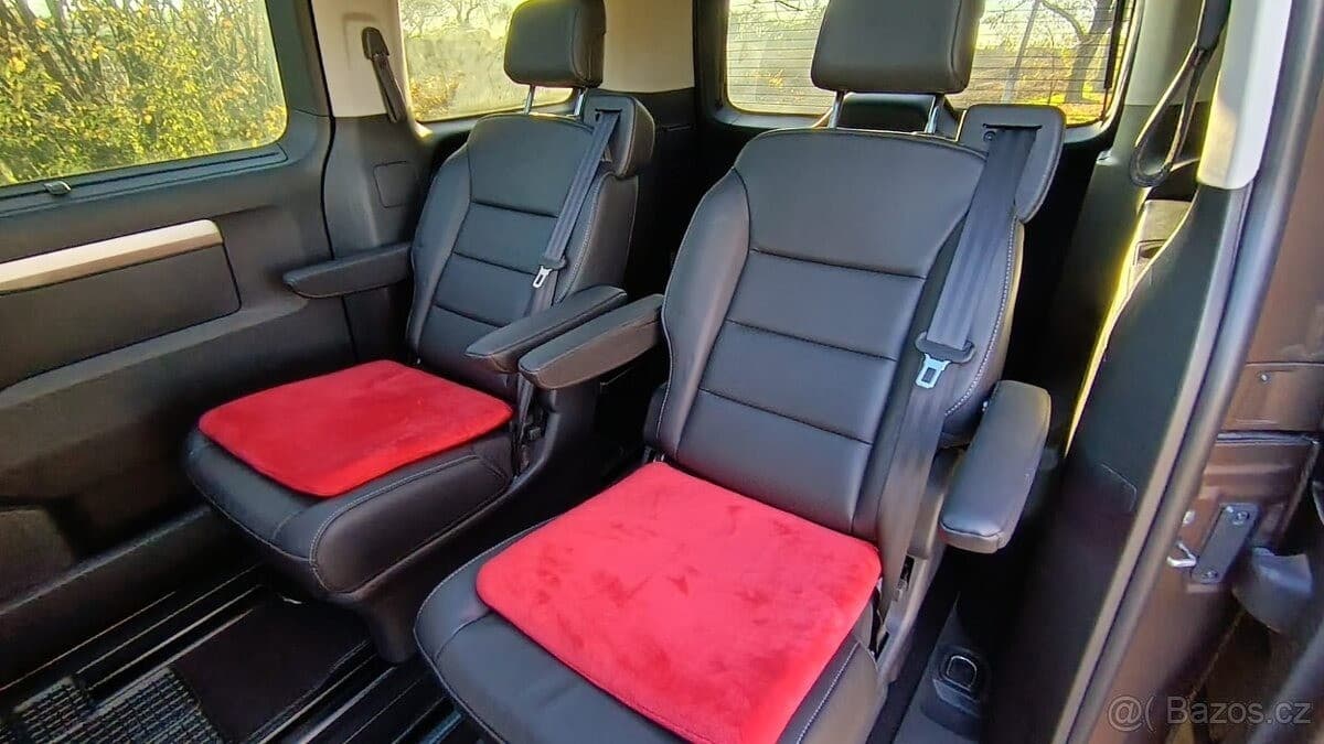 2020 Toyota Proace - 12