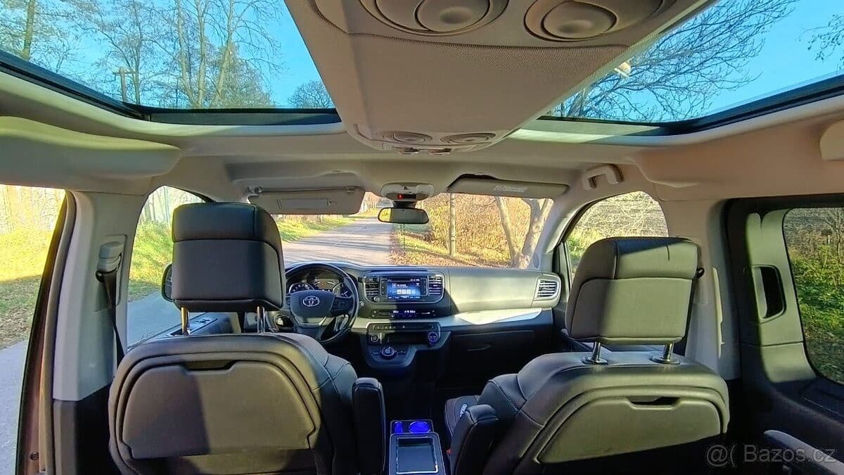 2020 Toyota Proace - 16