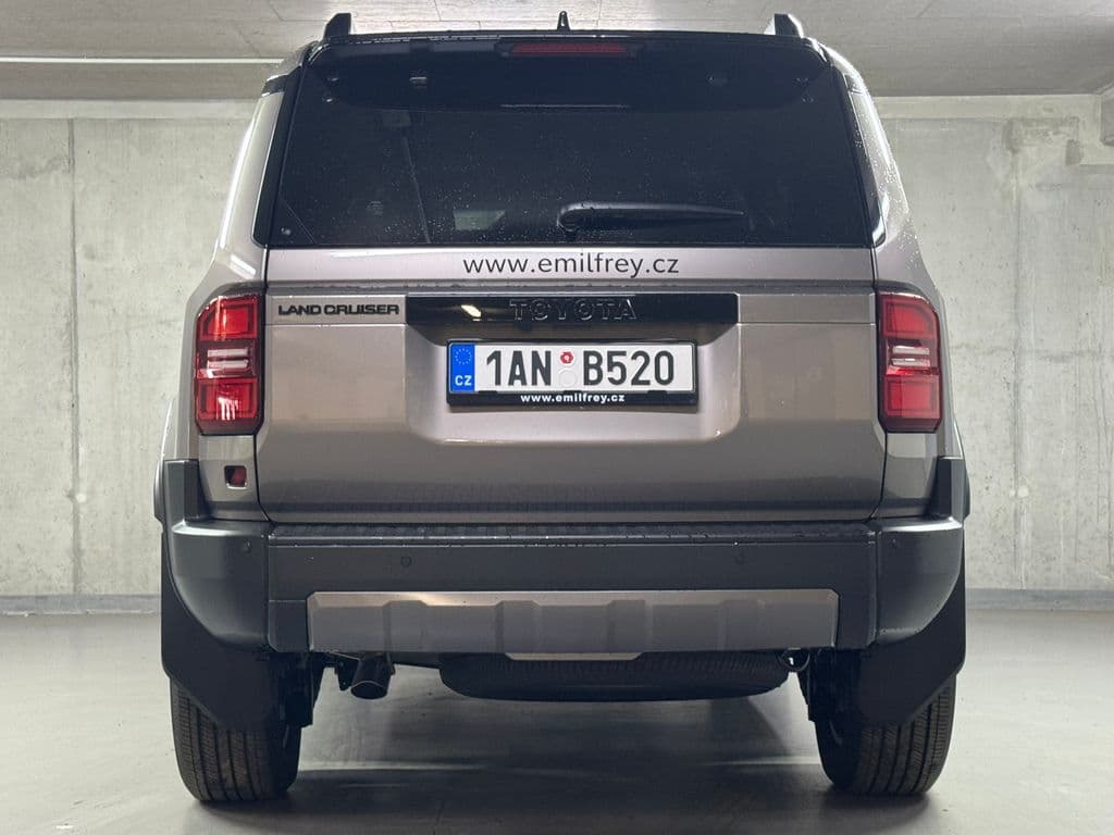 2026 Toyota Land Cruiser - 6