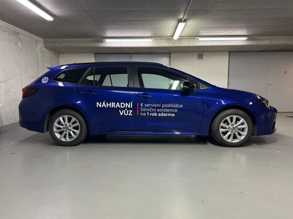 2025 Toyota Corolla - 4