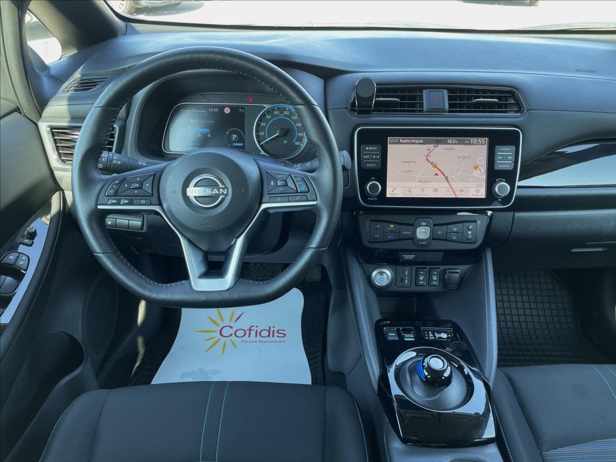 2022 Nissan Leaf - 11