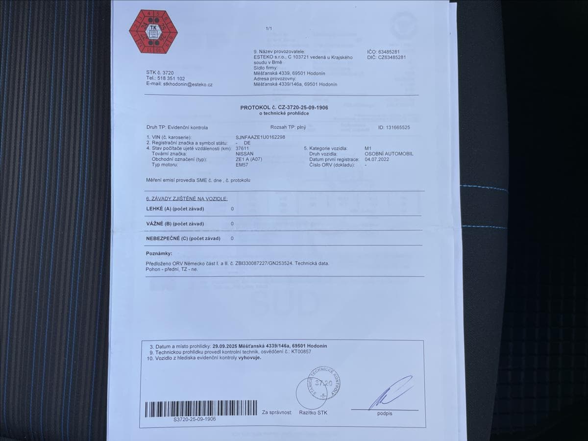 2022 Nissan Leaf - 18