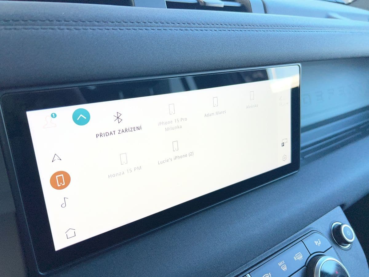 2021 Land Rover Defender - 10