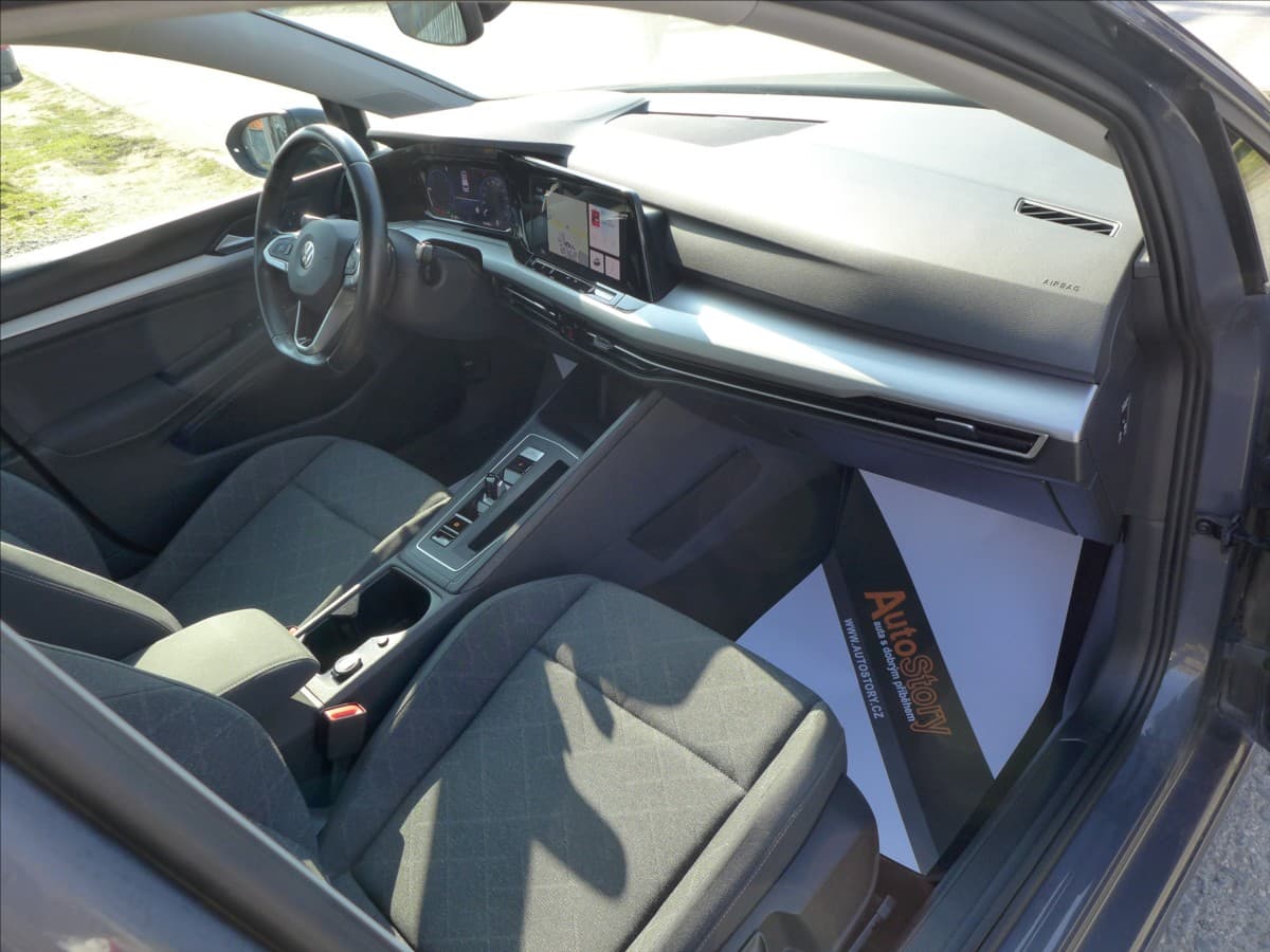 2021 Volkswagen Golf - 10