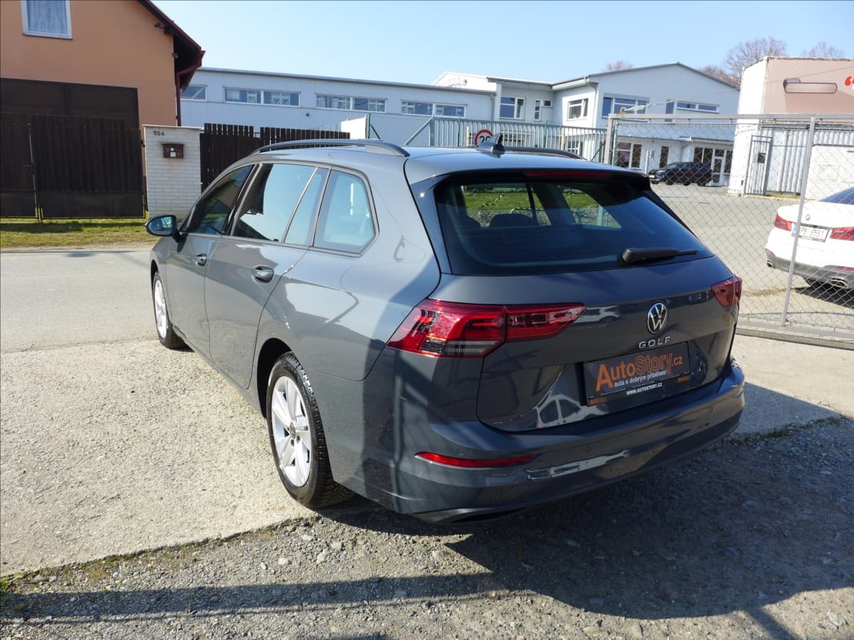 2021 Volkswagen Golf - 4