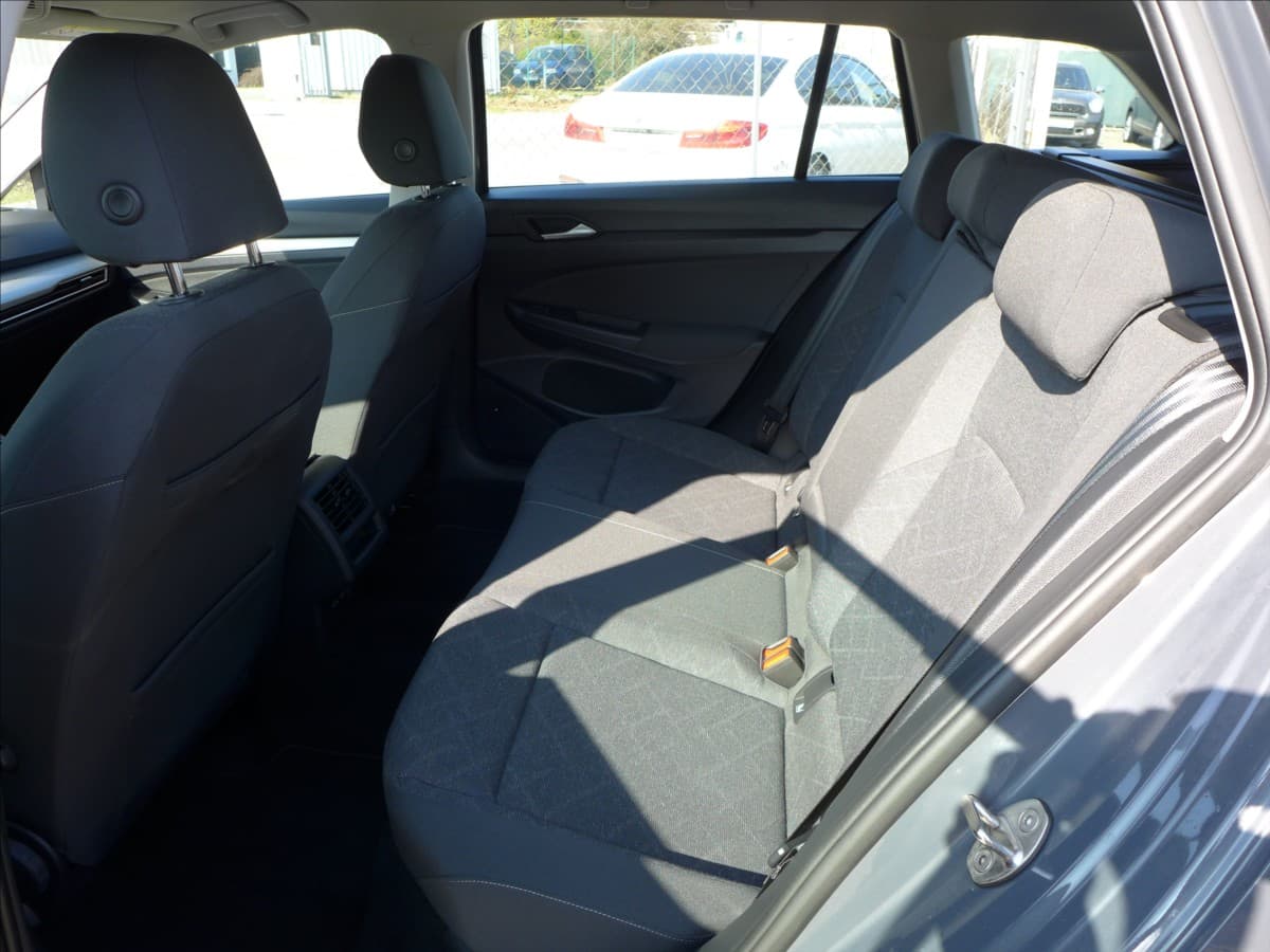 2021 Volkswagen Golf - 6