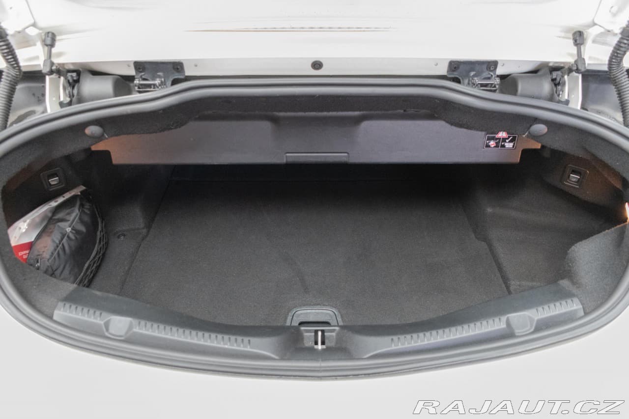 2018 Mercedes-Benz E-Class - 9