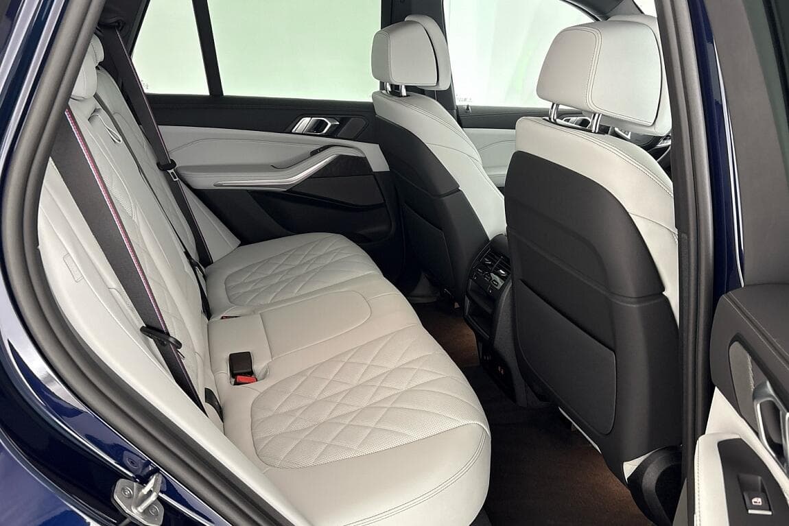 2026 BMW X5 - 13