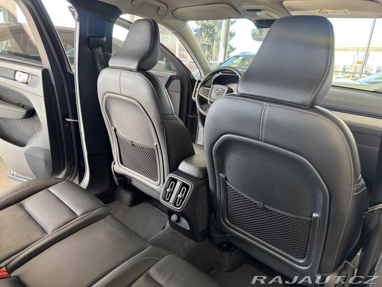 2019 Volvo Xc40 - 16