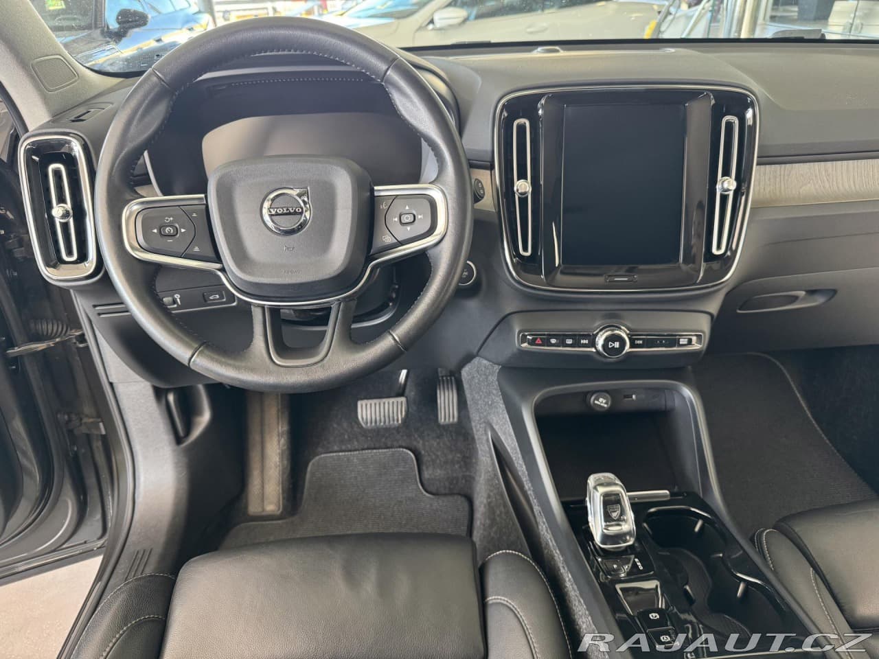 2019 Volvo Xc40 - 18