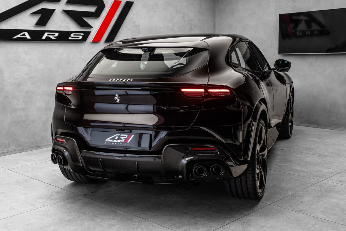 2026 Ferrari Purosangue - 8