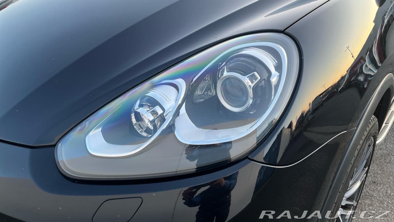 2016 Porsche Cayenne - 13