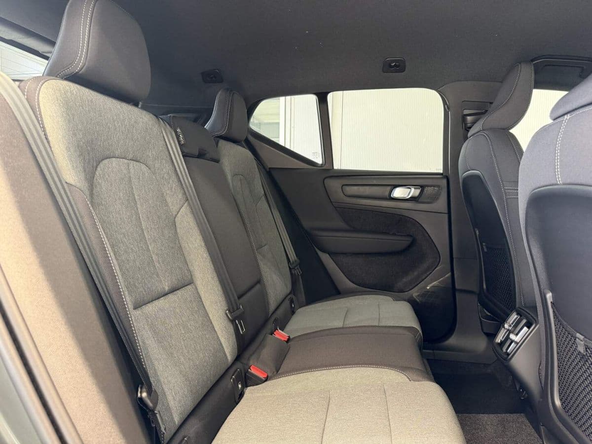 2026 Volvo Xc40 - 19