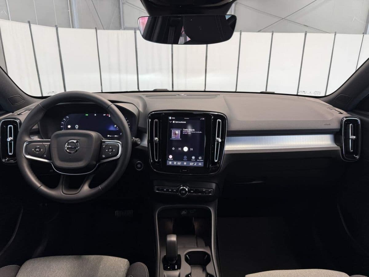2026 Volvo Xc40 - 7