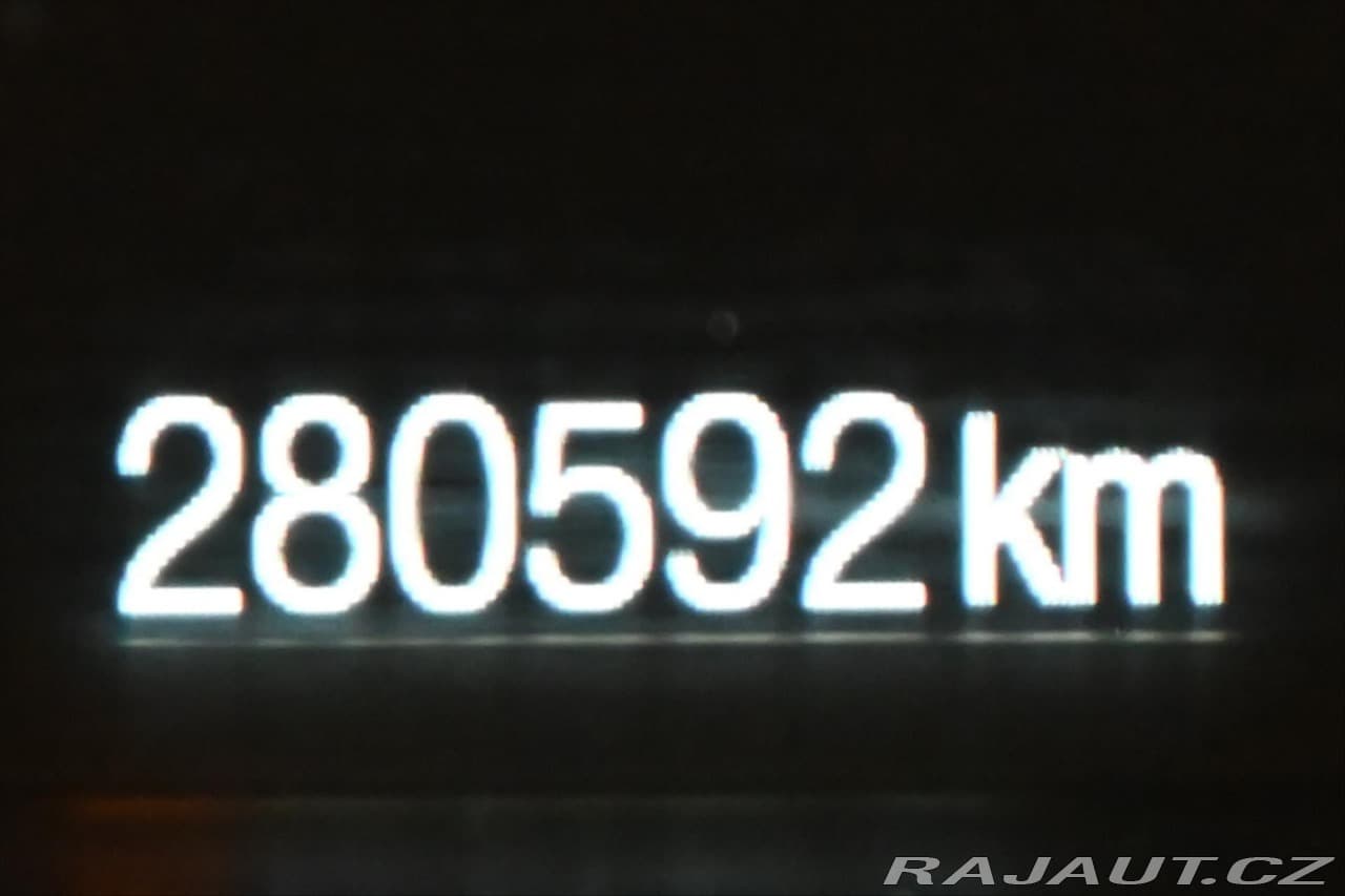 2018 Ford S-Max - 17