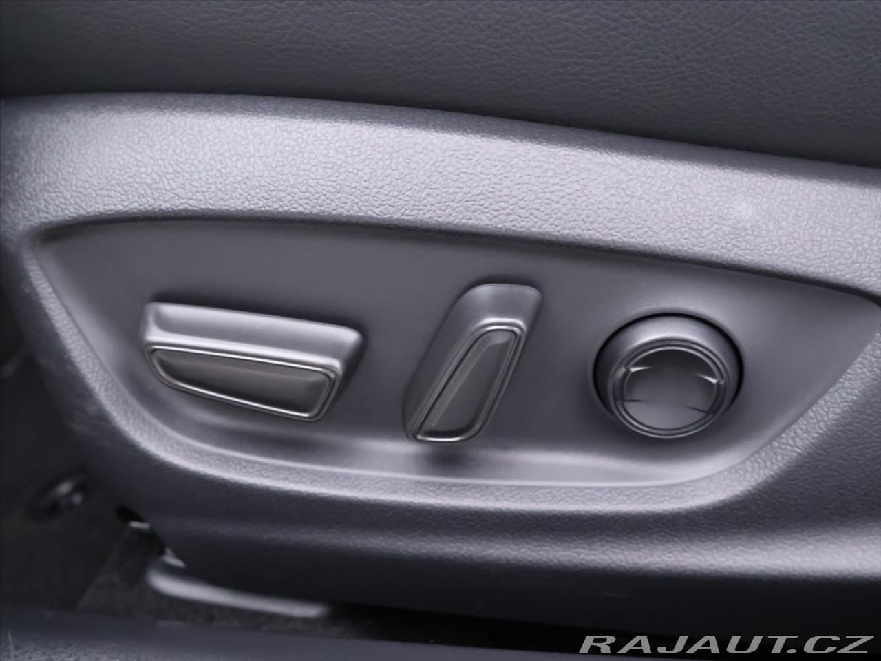 2023 Toyota Camry - 17