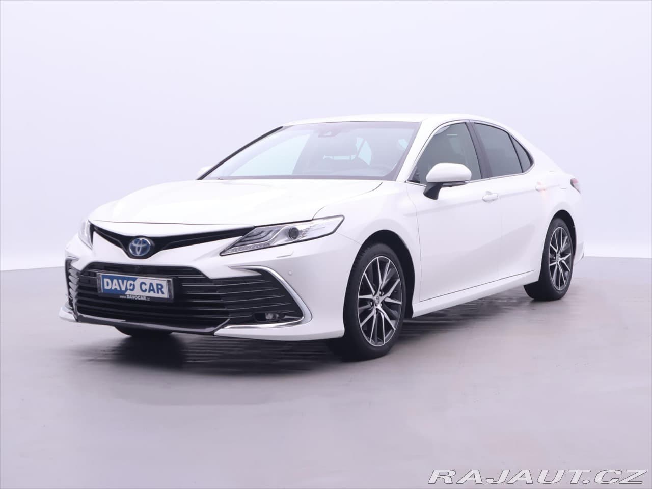 2023 Toyota Camry - 3