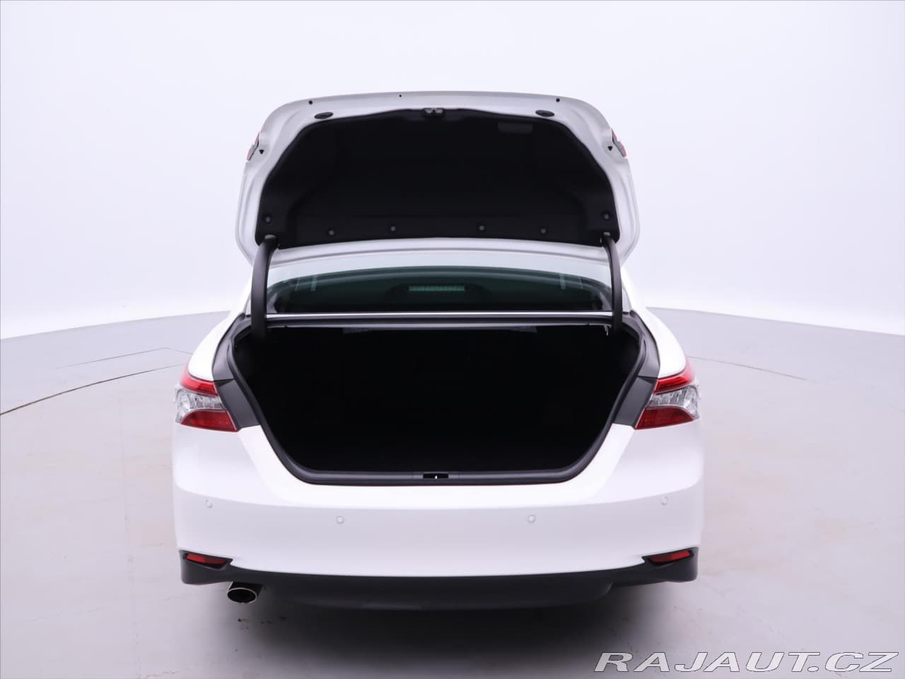 2023 Toyota Camry - 9