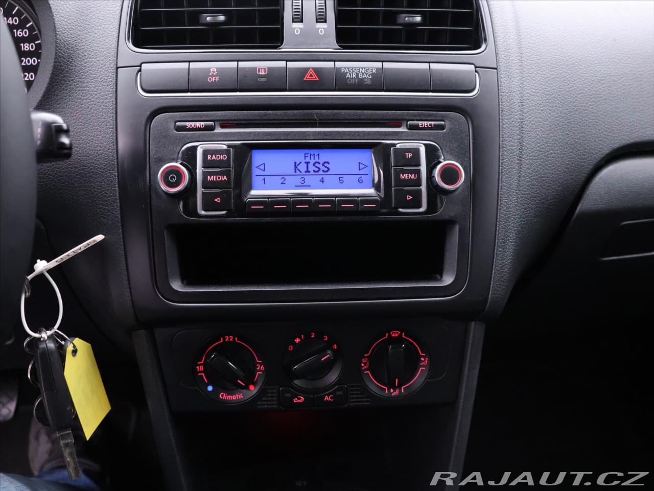 2010 Volkswagen Polo - 15