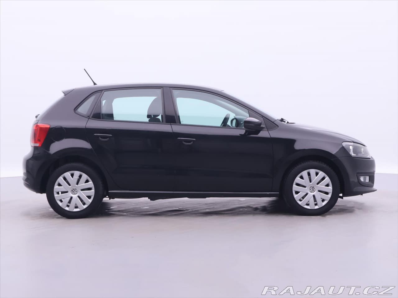 2010 Volkswagen Polo - 8