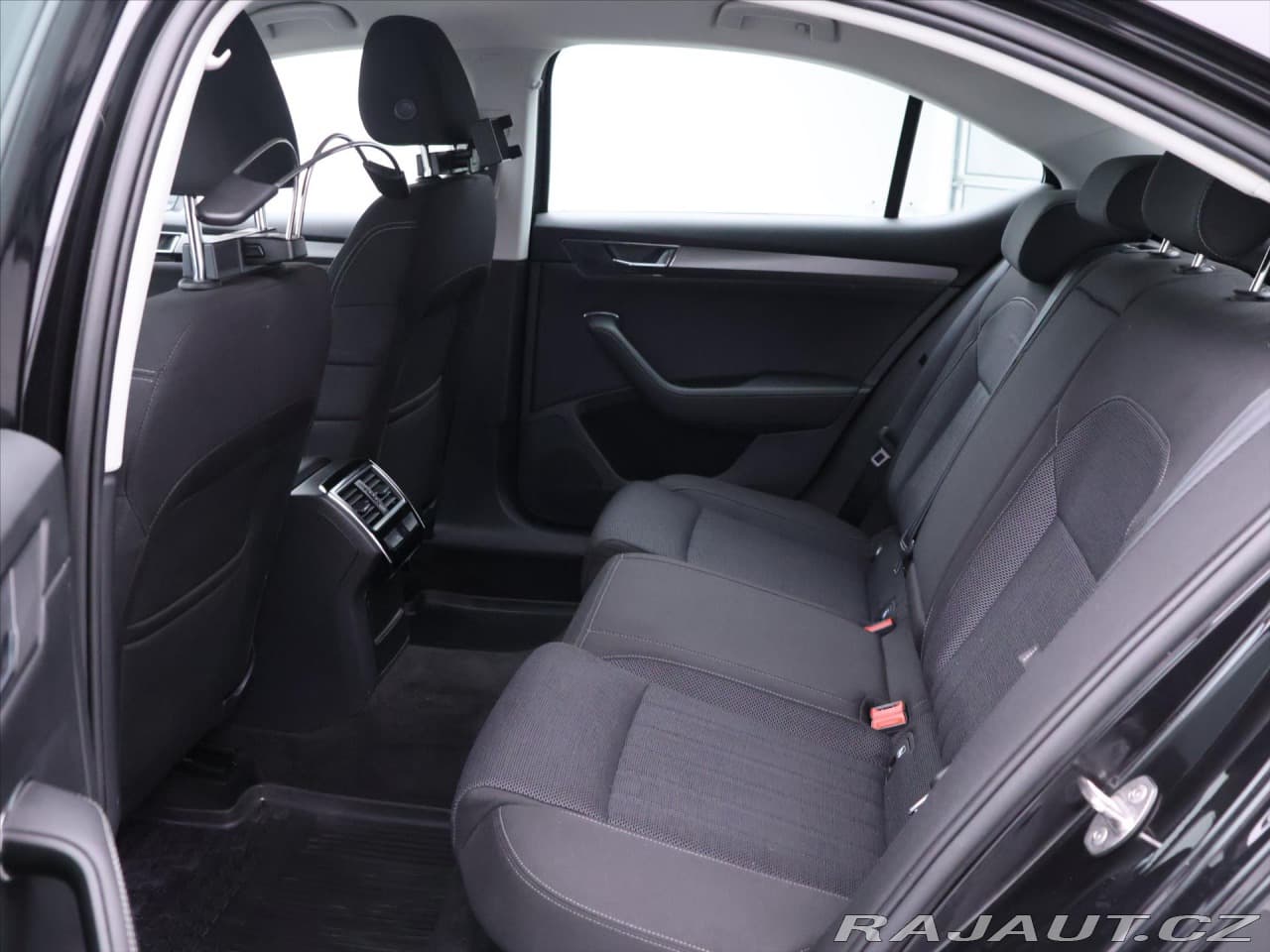 2020 Škoda Superb - 14