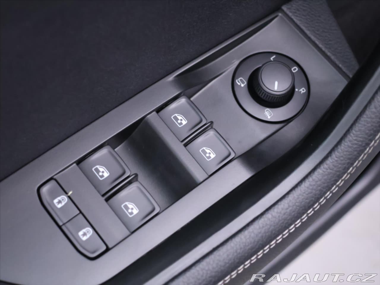 2020 Škoda Superb - 15