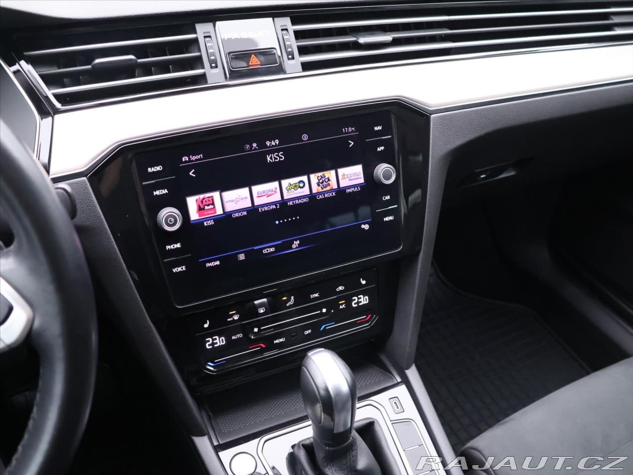 2021 Volkswagen Passat - 20