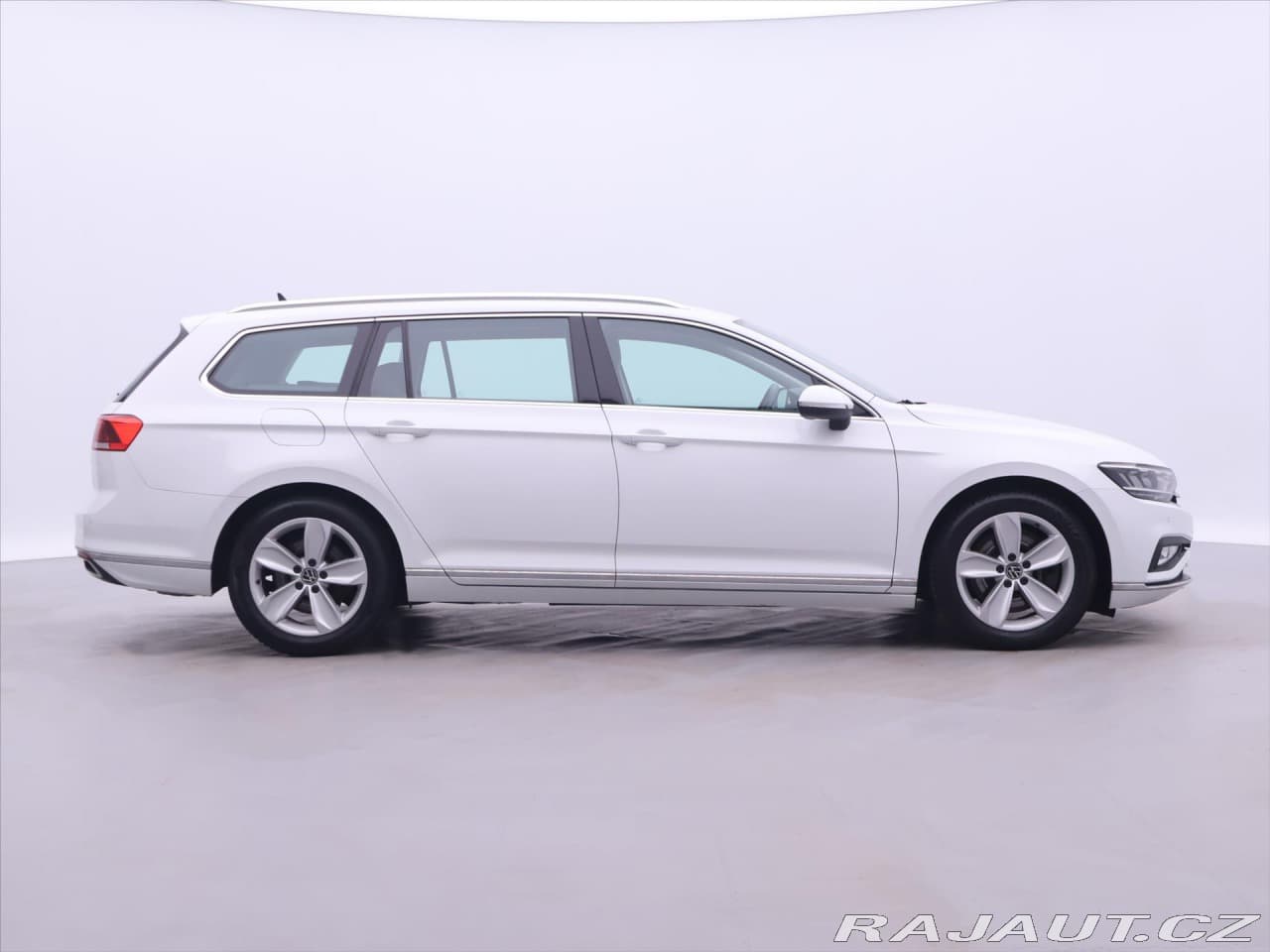 2021 Volkswagen Passat - 8