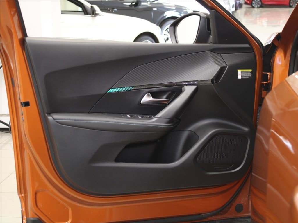 2023 Peugeot 2008 - 16